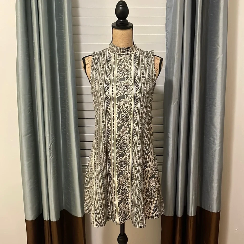 Print short dress - Picture 1 of 4